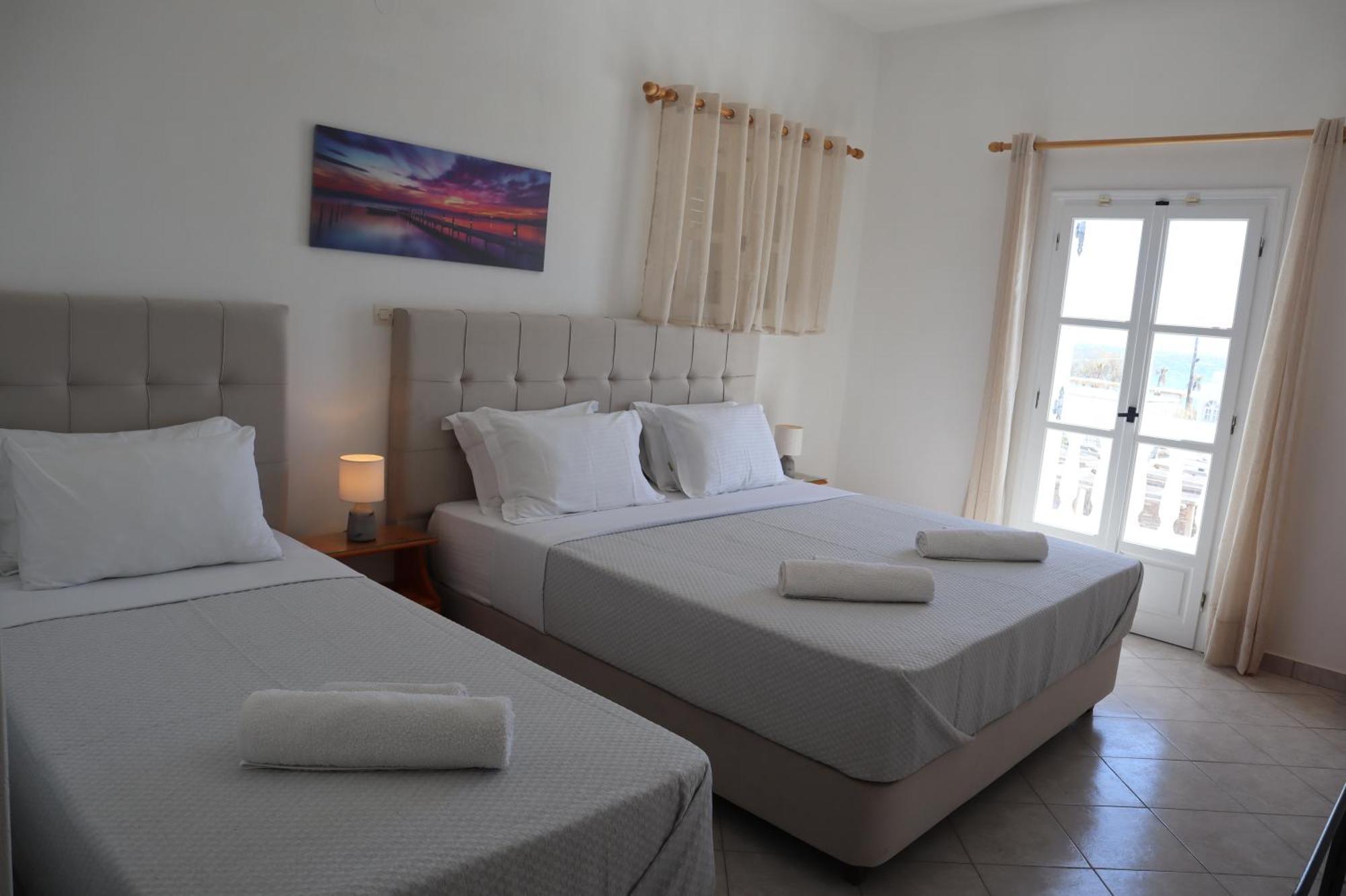 Pension St.George Rooms & Studios Perivolos  Exteriör bild