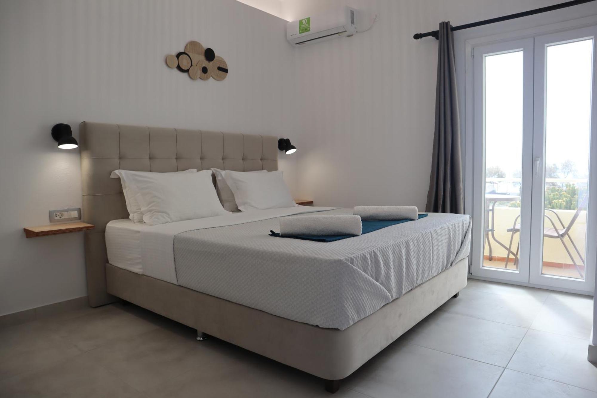 Pension St.George Rooms & Studios Perivolos  Exteriör bild