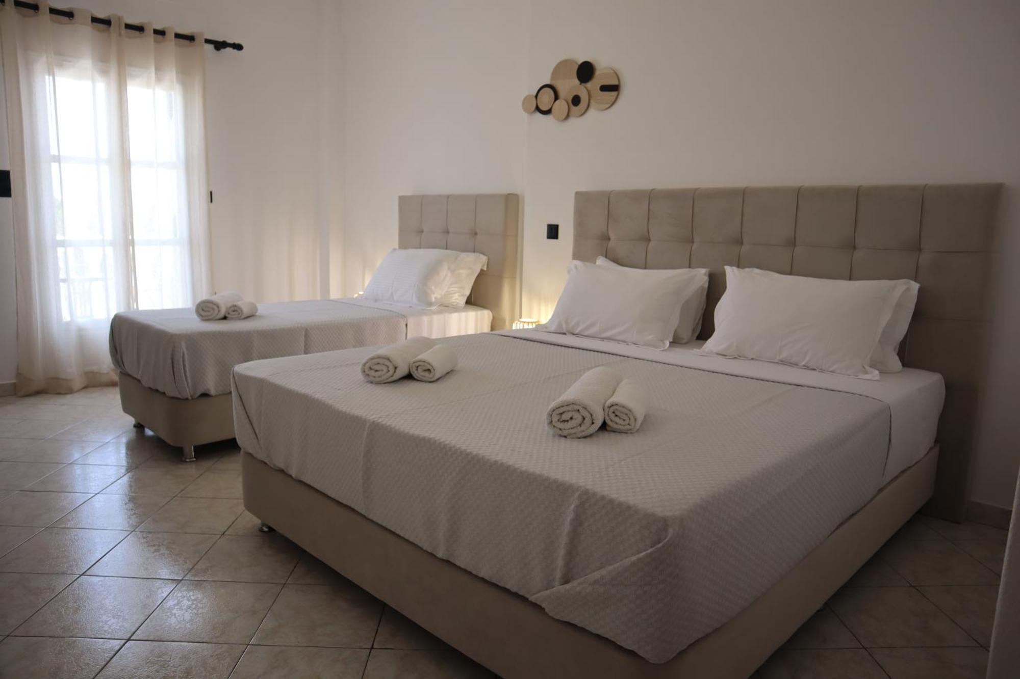 Pension St.George Rooms & Studios Perivolos  Exteriör bild